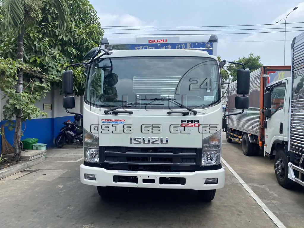 Cabin xe tải Isuzu thùng kín FRR 650 6T5